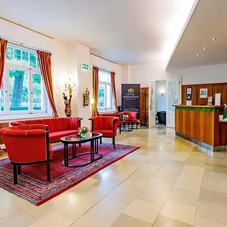 Hotell Herzoghof Baden