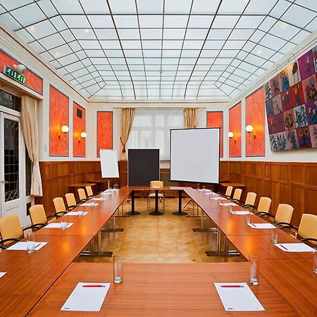 Herzoghof Hotel 4*