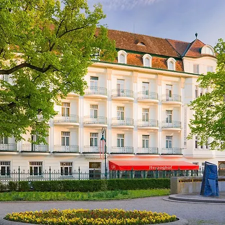 Hotel Herzoghof 4*
