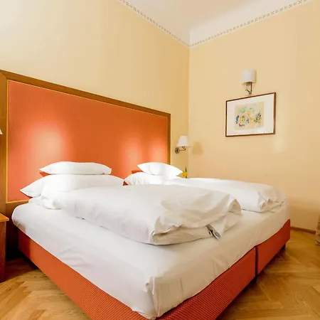 Отель Herzoghof 4*
